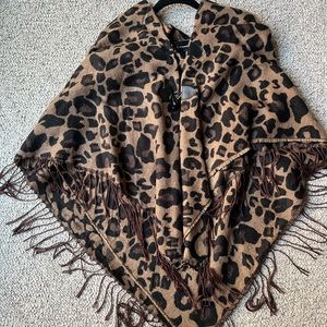 Leopard print shawl
